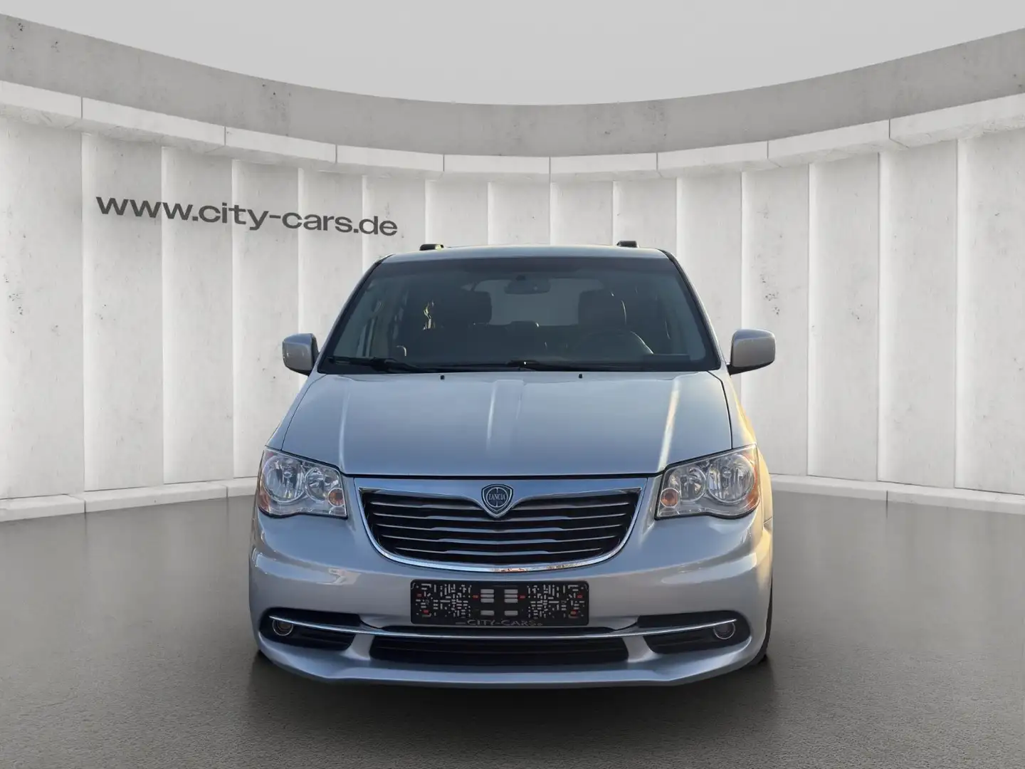 Lancia Voyager Gold*Autom.*Leder*7 Sitze*AHK Silber - 2