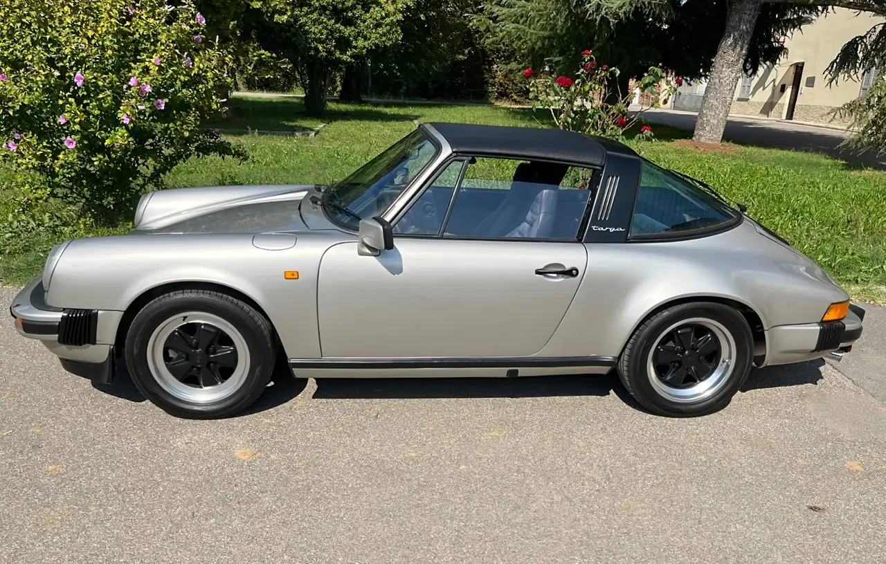 Porsche 911 SC Targa 3.0, foto 2