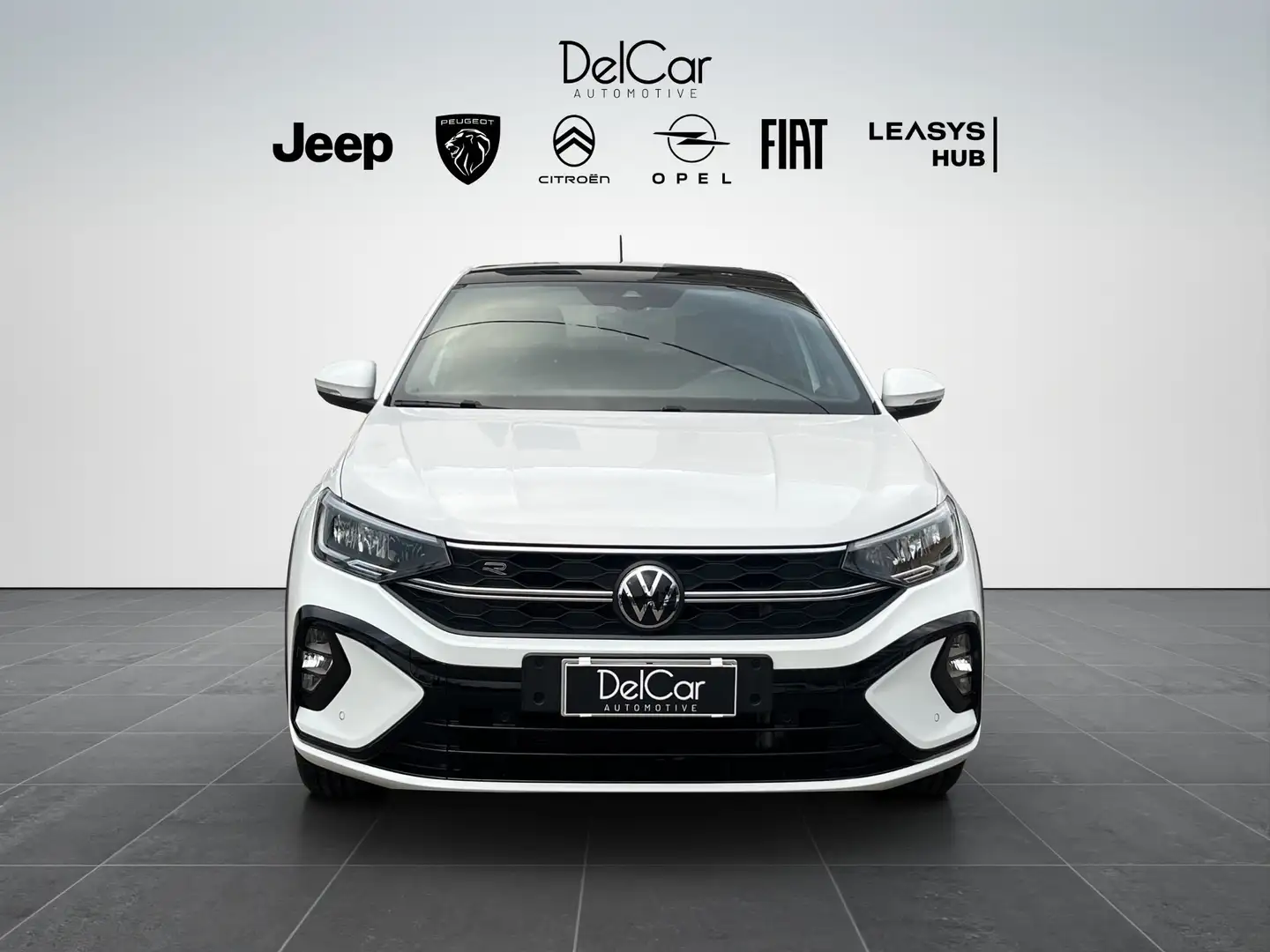 Volkswagen Taigo Taigo 1.5 tsi R-Line 150cv dsg Bianco - 1