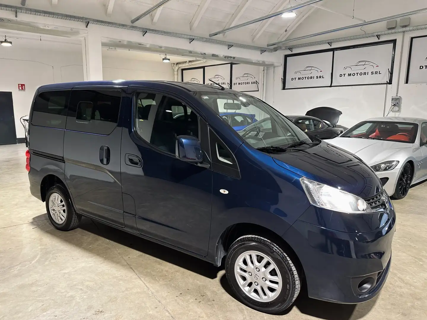 Nissan NV200 Evalia 1.6 7 POSTI-CLIMA-RETROCAMERA Azul - 1