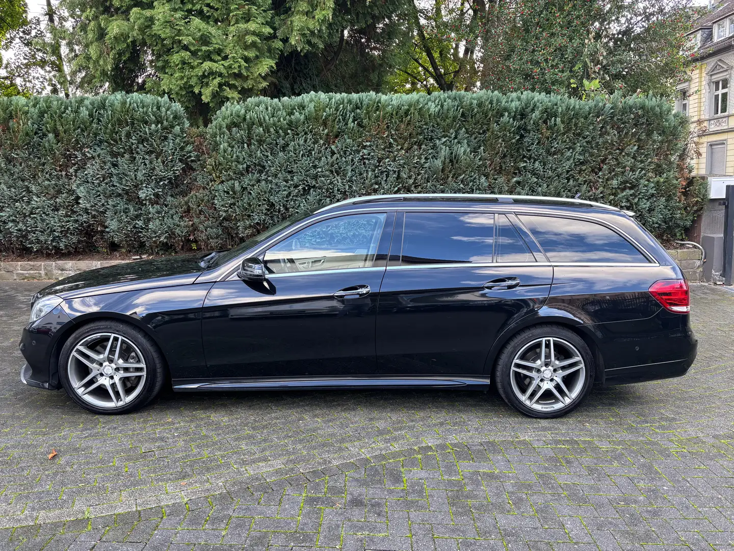 Mercedes-Benz E 350 E 350 T BlueTEC 7G-TRONIC 4-Matic "15 AMG-Paket Noir - 2