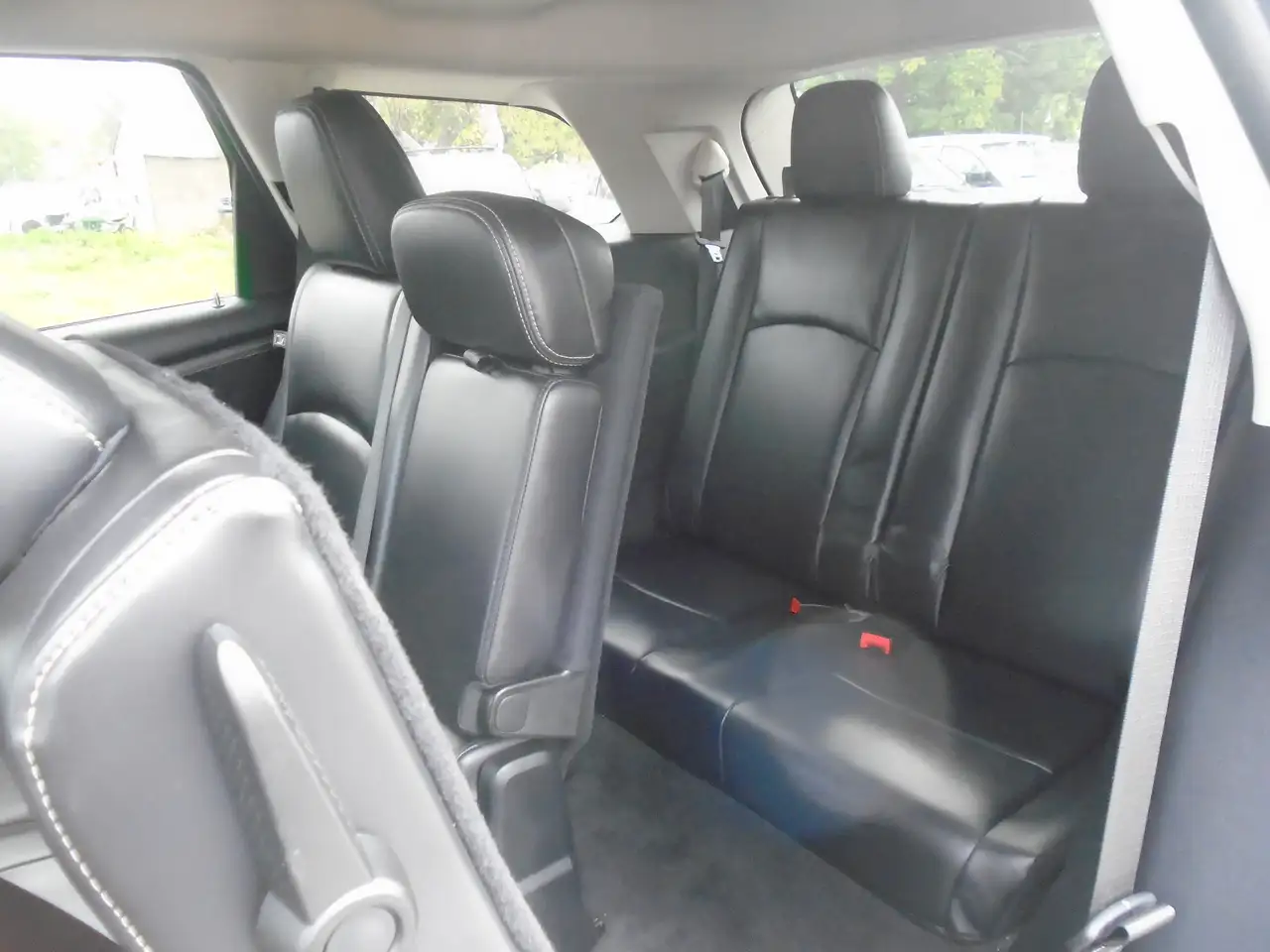 Dodge Journey снимка Dodge Journey