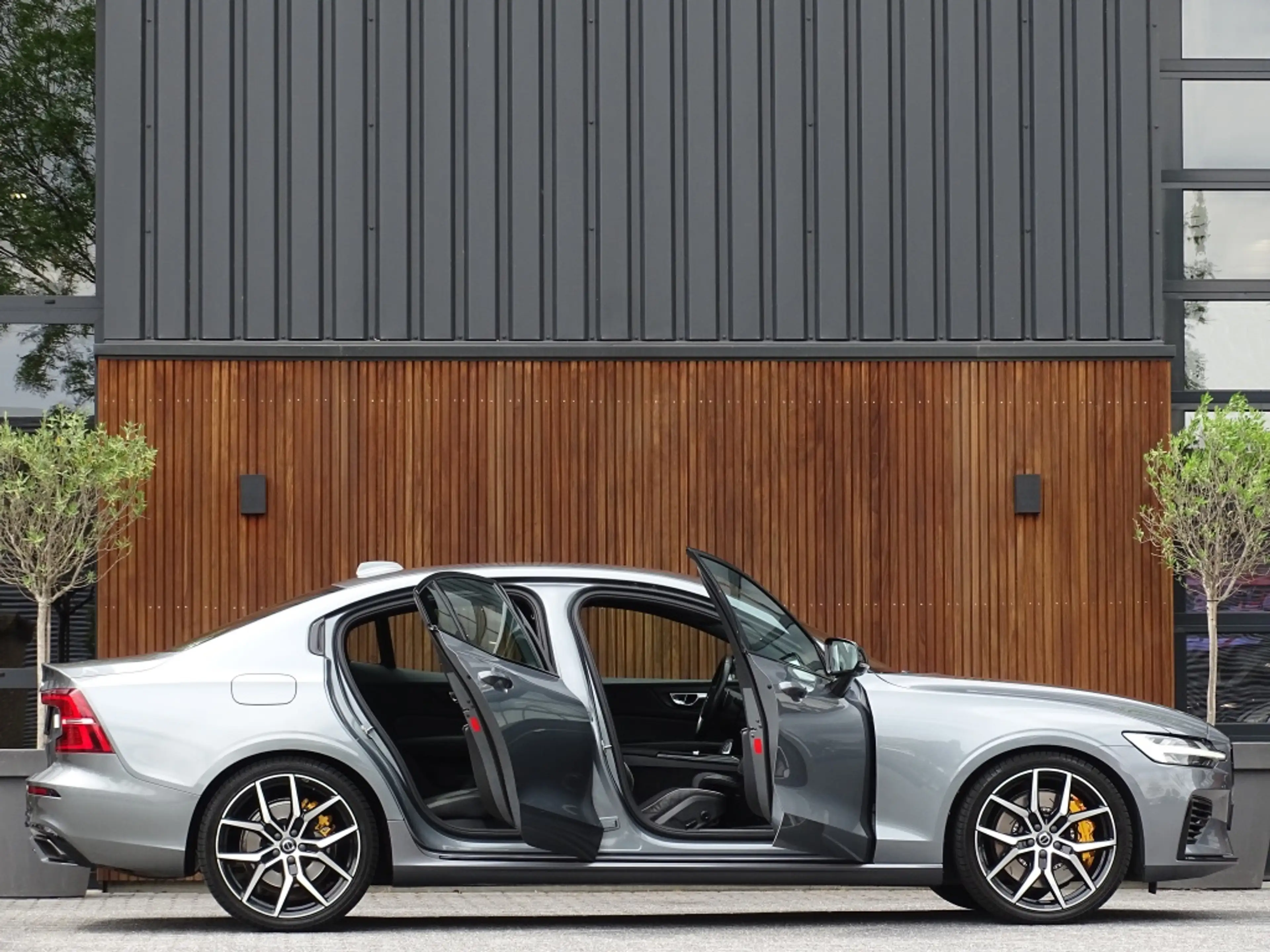 Volvo S60 T8 Polestar 455PK AWD / Brembo / 2021 — photo 4