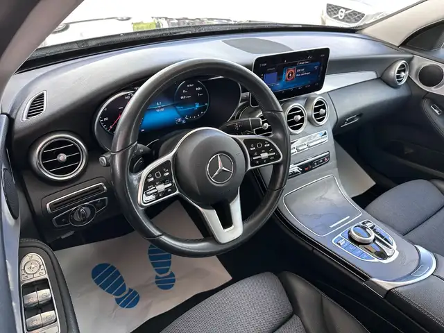 Mercedes-Benz 300 view 10