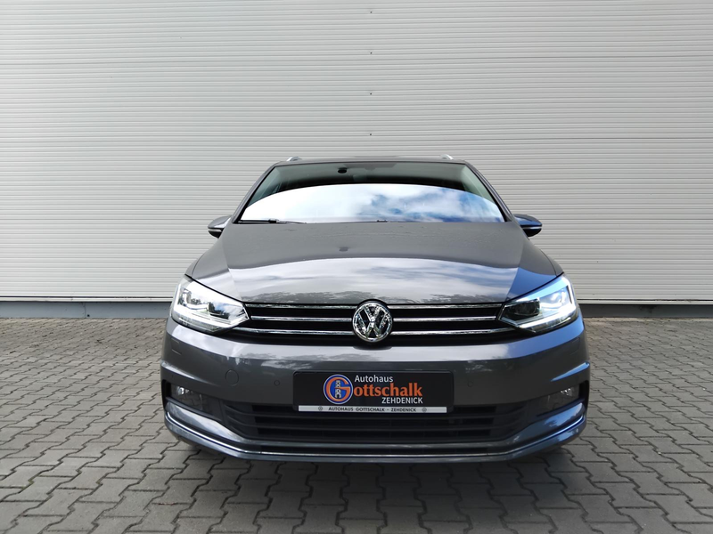 Volkswagen Touran DSG Highline 7Sitz LED AHK Navi Shz Rfk — photo 4
