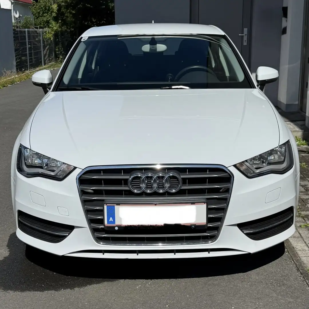 Audi A3 Weiß - 1