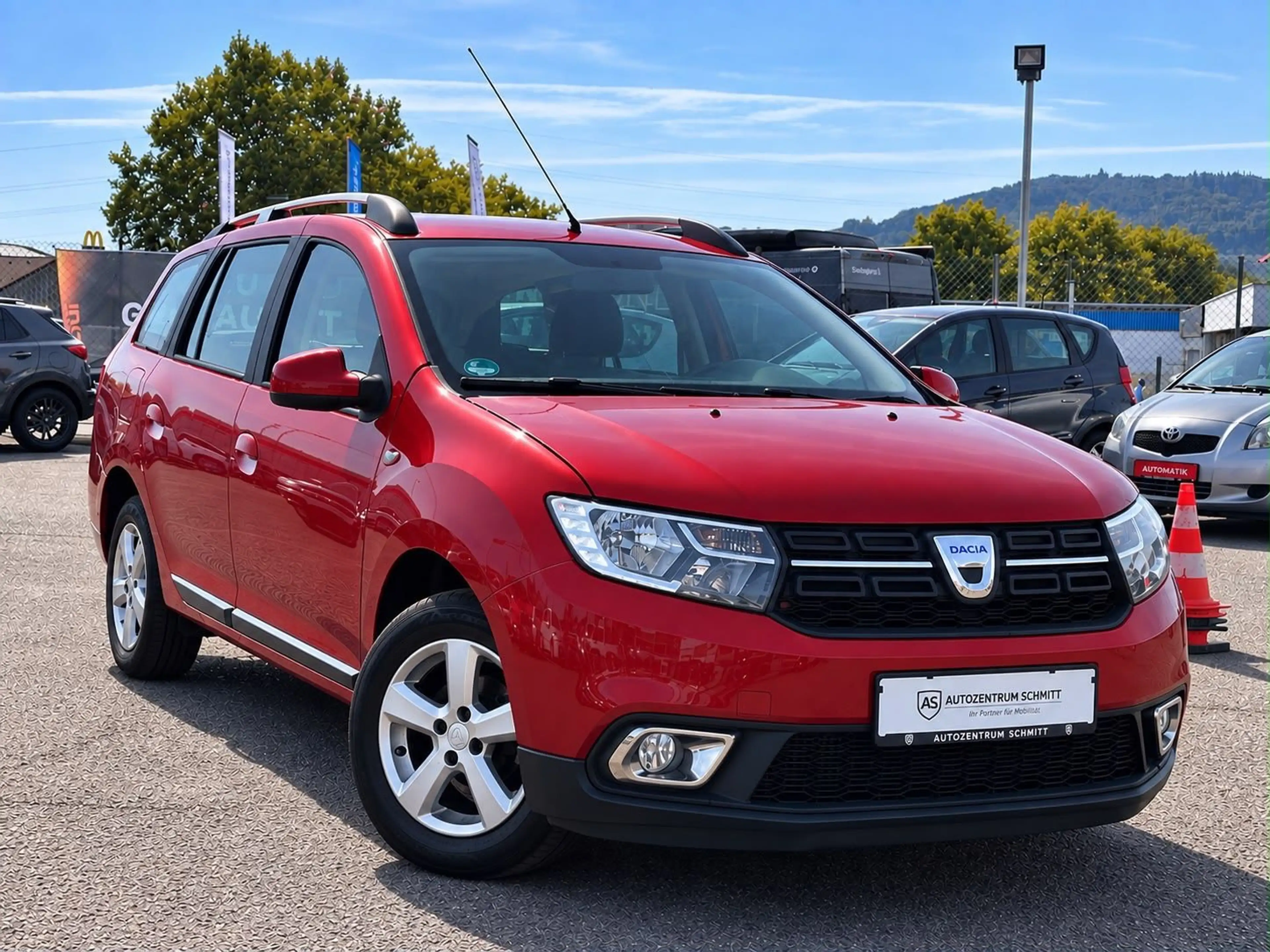 Dacia Logan MCV II Kombi GARANTIE*1-HAND*TÜV-06/2028
