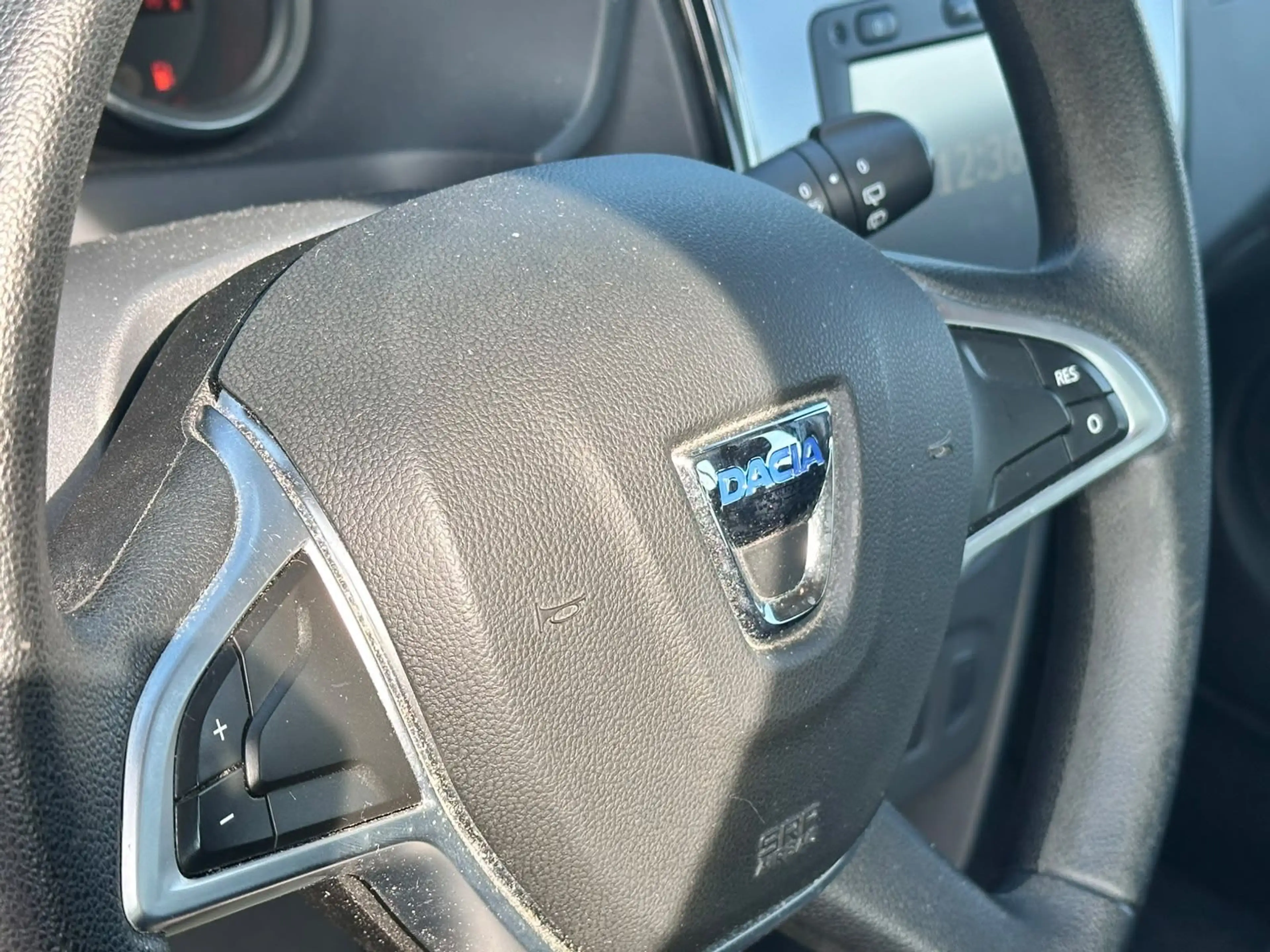 Dacia Logan MCV II Kombi GARANTIE*1-HAND*TÜV-06/2028 — photo 5