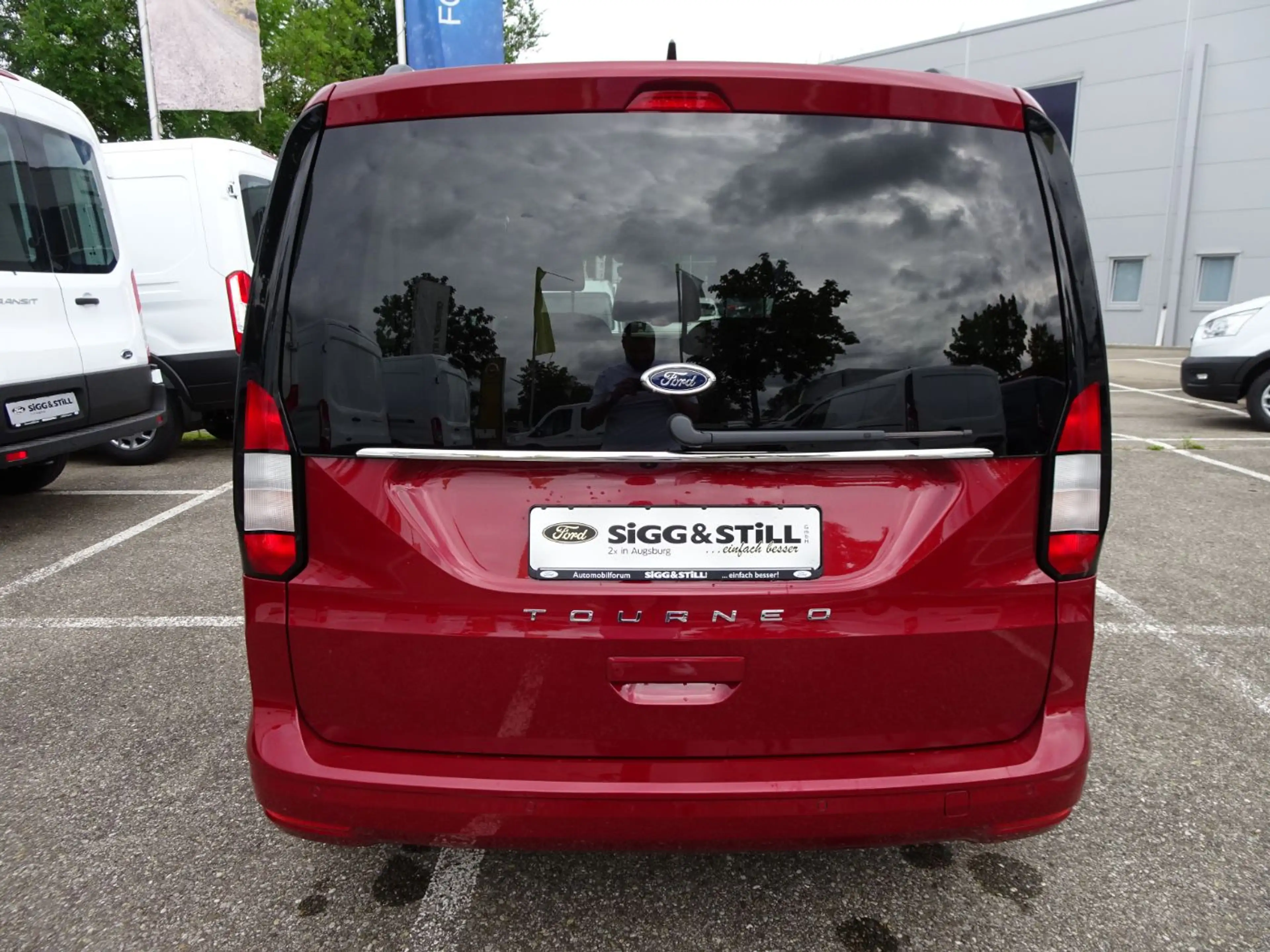 Ford Tourneo Connect Titanium L1 PHEV NAVI*TWA*CAM*PDC — photo 7