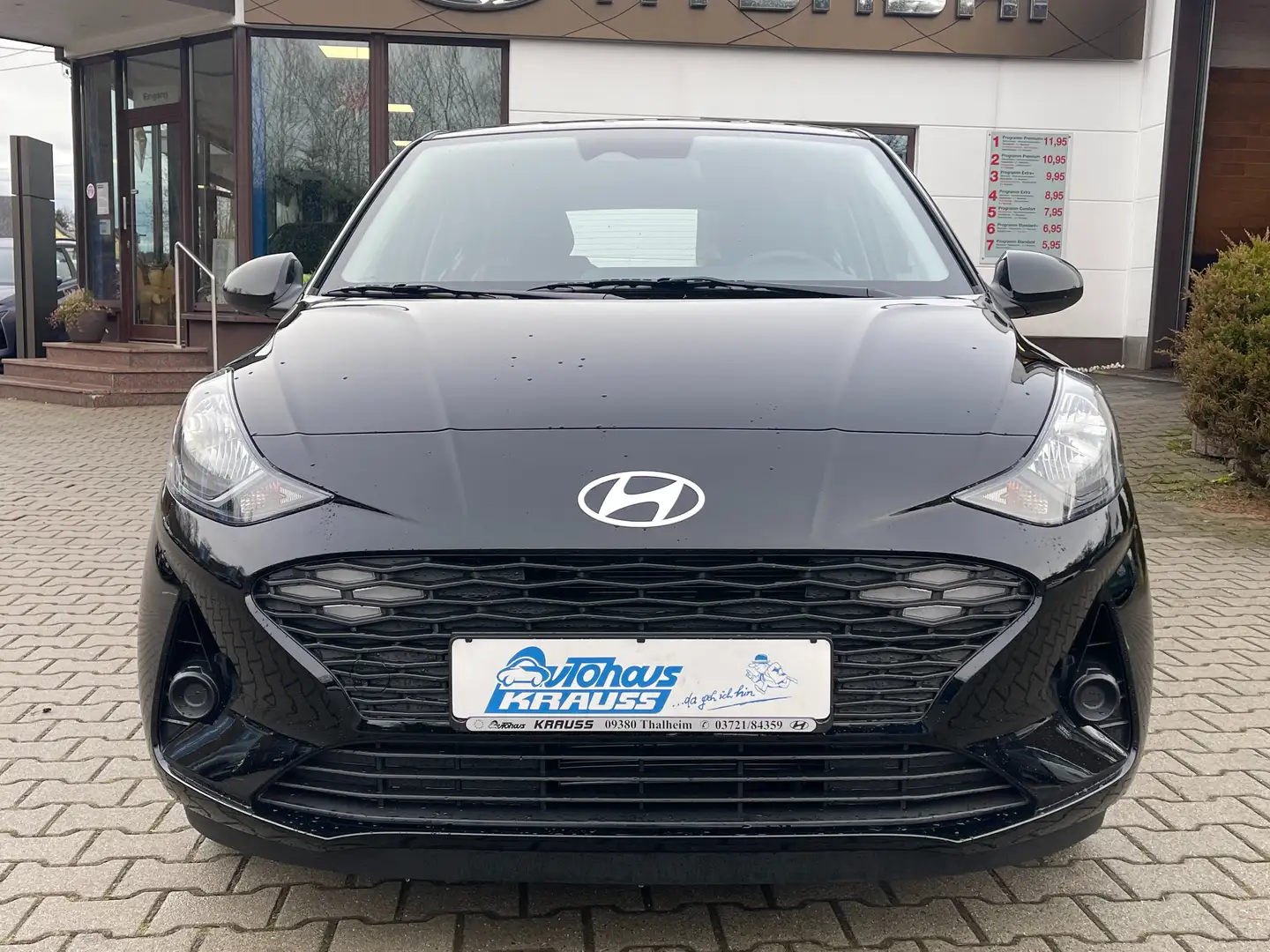 Hyundai i10 1.0 Select Navi Rückfahrkamera Schwarz - 2