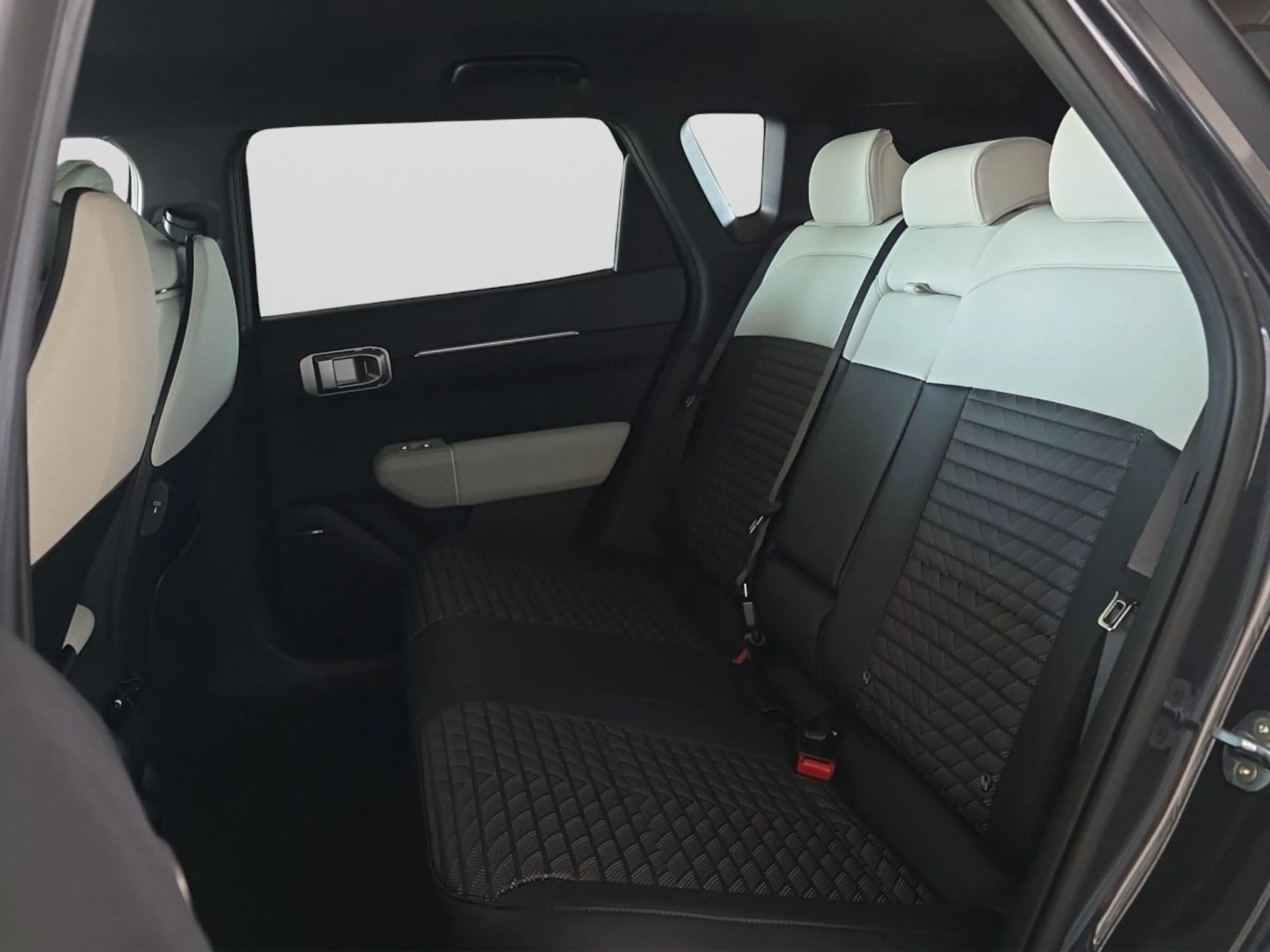 Kia EV4 150 kW GT-Line — photo 15