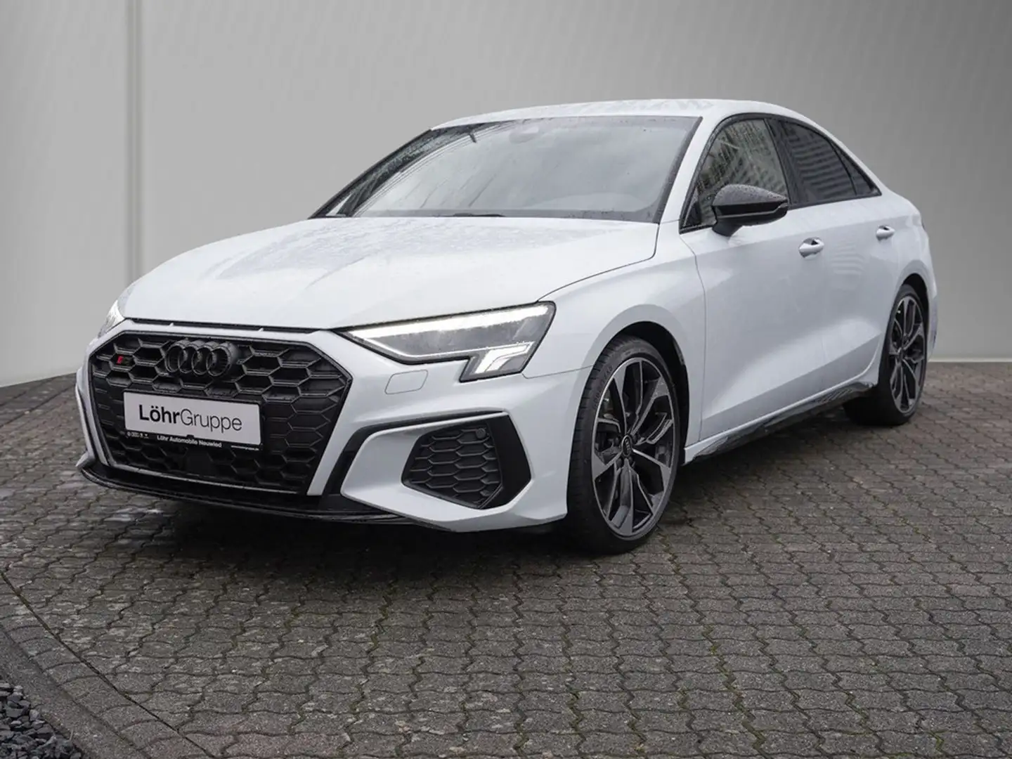Audi S3 Lim. 2.0 TFSI qu.S tronic /Navi/LED/ACC/B&O Grau - 2