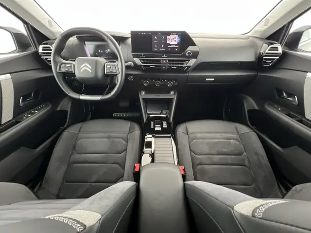 Citroen C4 view 7