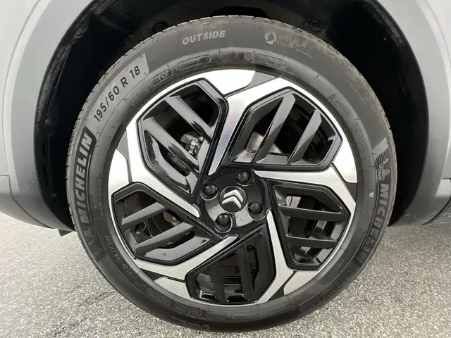 Citroen C4 view 6