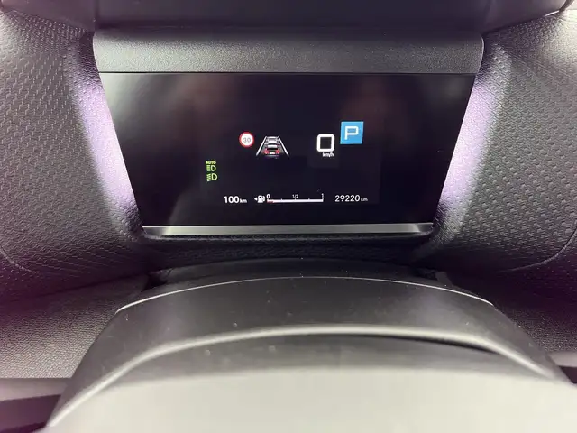 Citroen C4 view 11