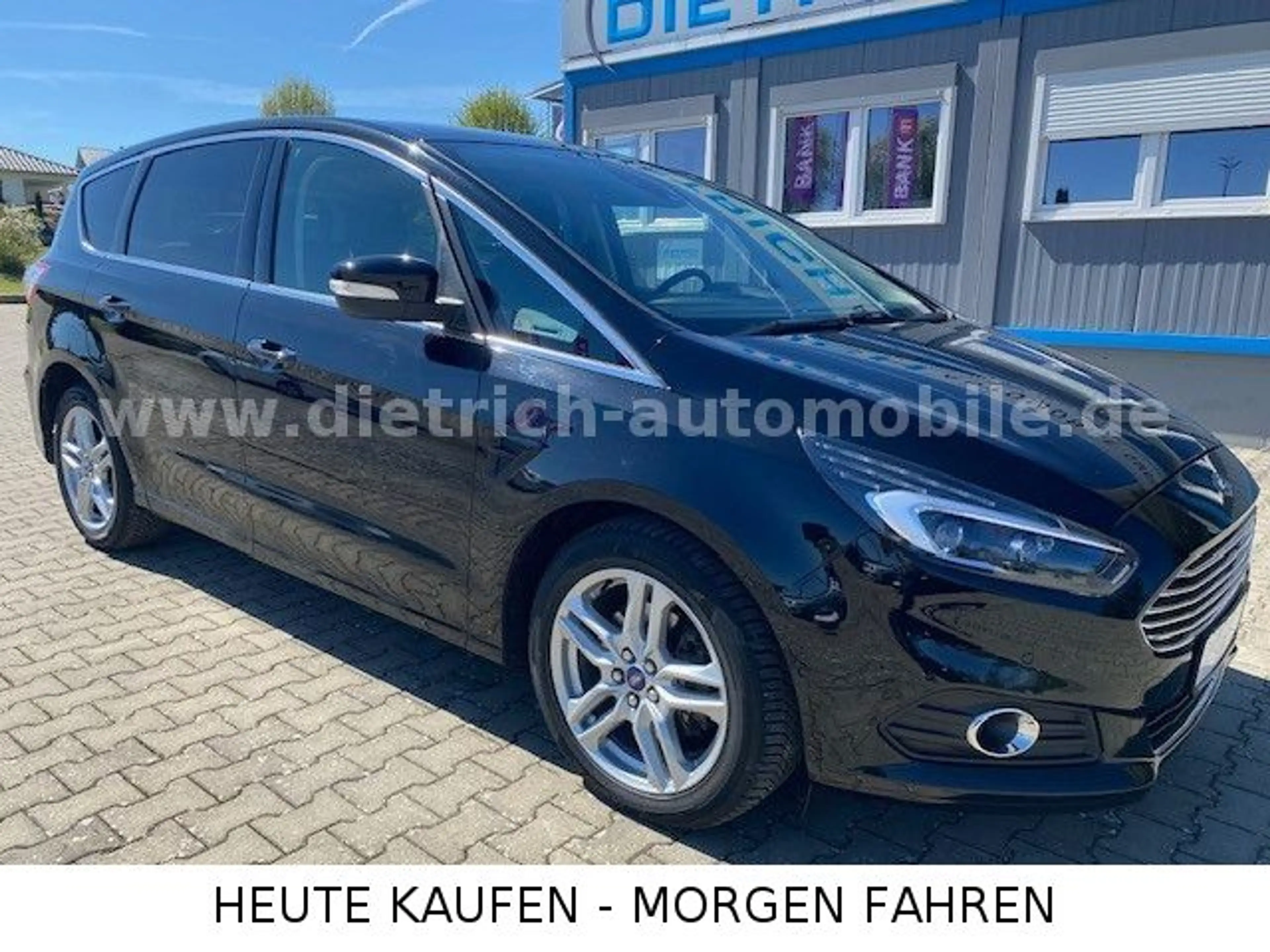 Ford S-Max S-MAX 2,0TDI TITANIUM PDC KAMERA AHK LED 7SITZER — photo 3