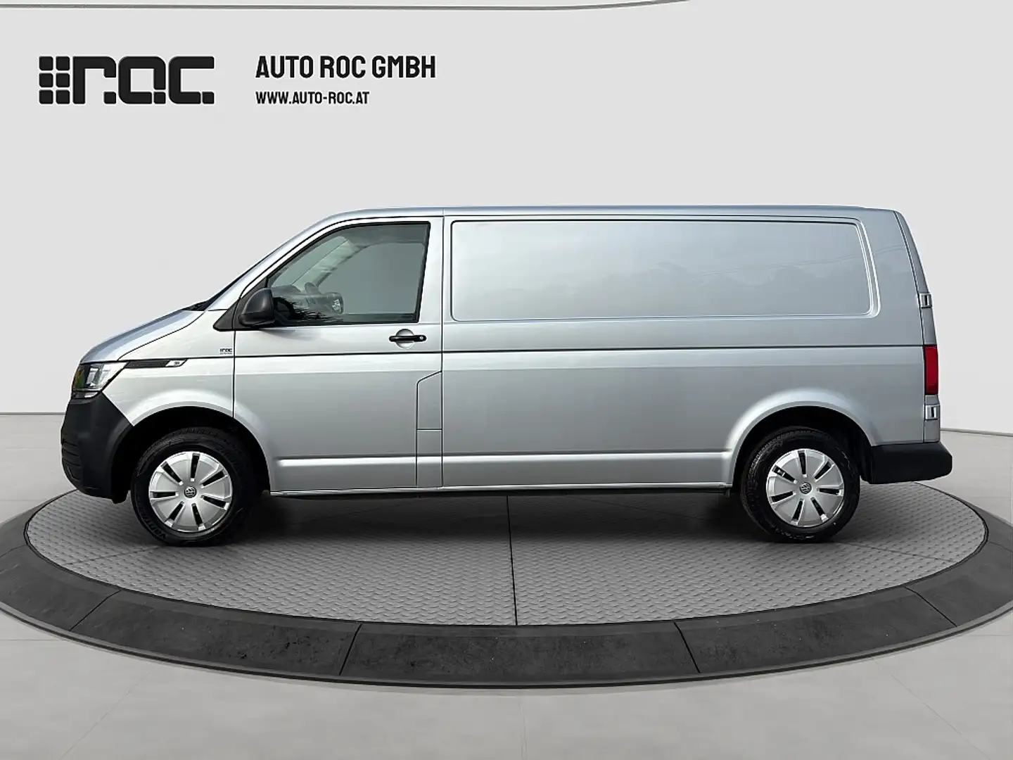 Volkswagen T6.1 Transporter LR 2.0 TDI DSG AHK/Klima/Leder/AppConnect Stříbrná - 2