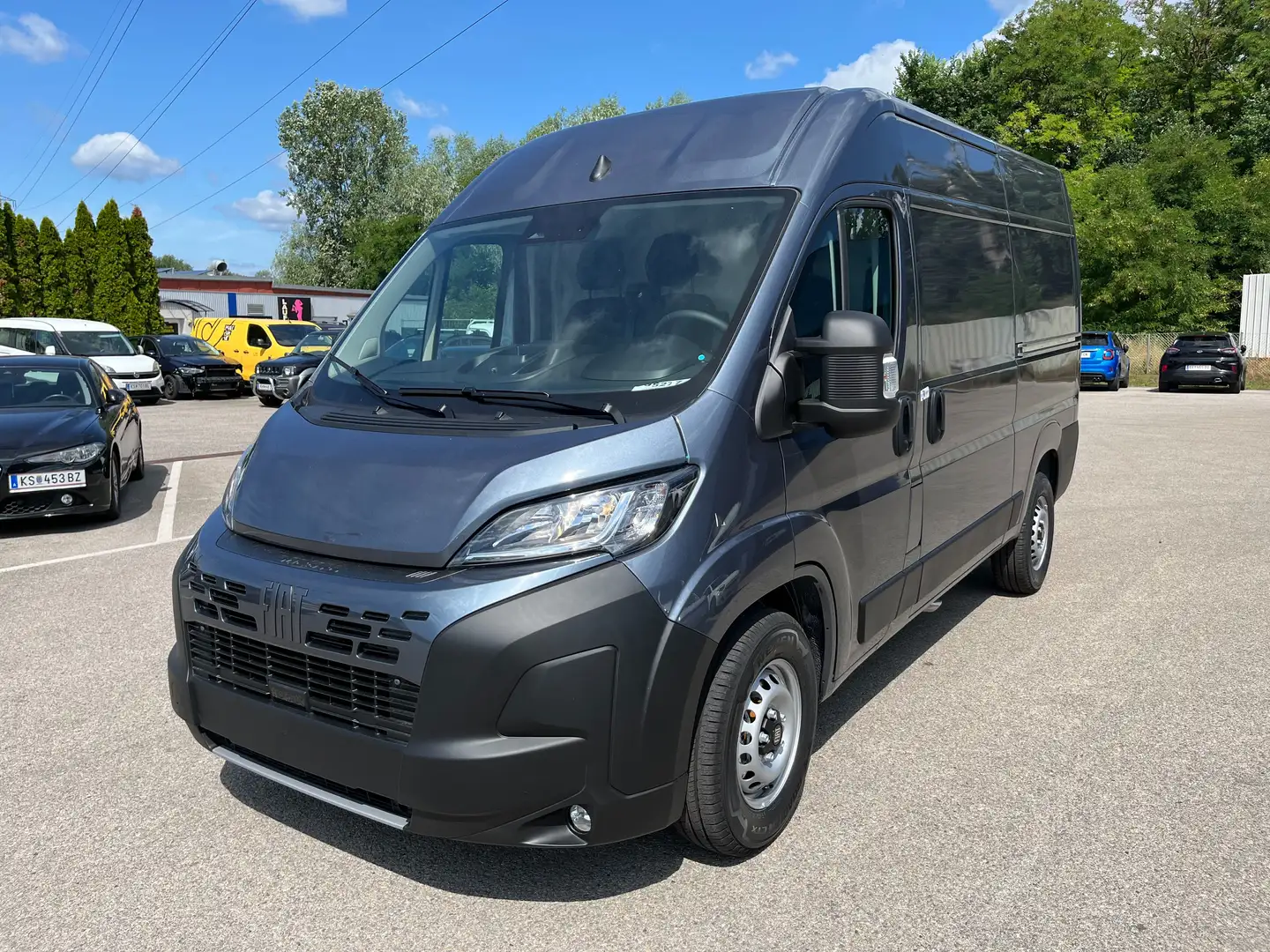 Fiat Ducato 35 L2H2 180 Multijet Maxi Aut. - 2. Schiebetüre Albastru - 1