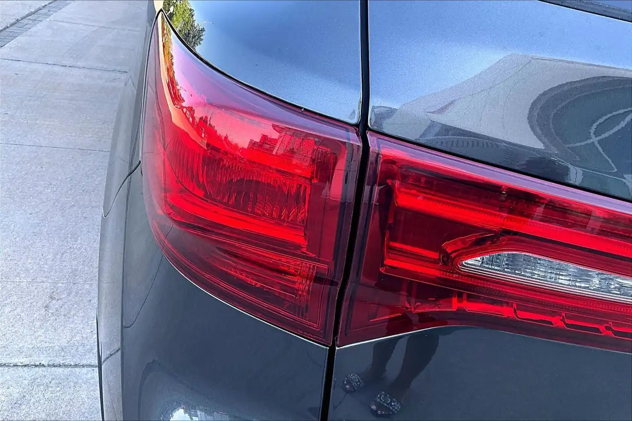 Acura MDX снимка Acura MDX