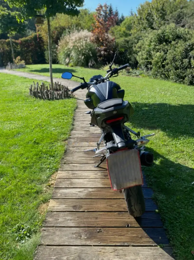 Yamaha MT-125 Schwarz - 2
