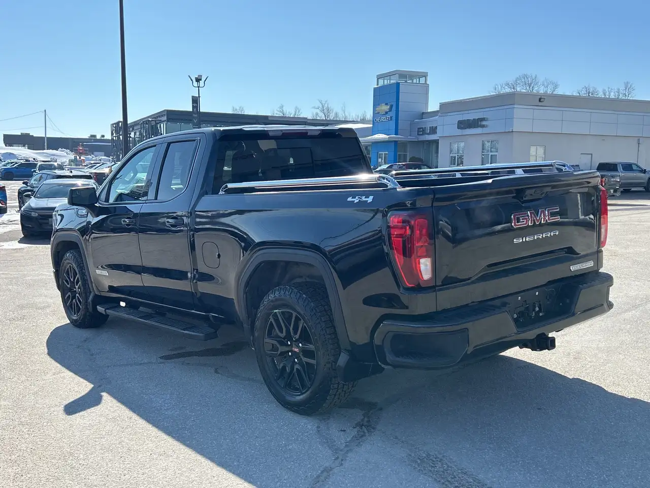 GMC Sierra 1500 снимка GMC Sierra 1500