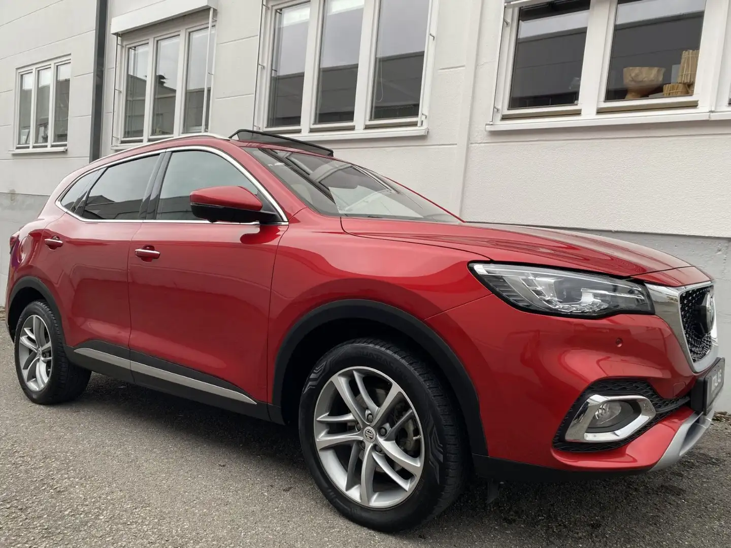 MG EHS Luxury PHEV erst.6500Km **360°-Panorama-AHK* Rouge - 2