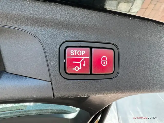 Mercedes-Benz GLE view 15