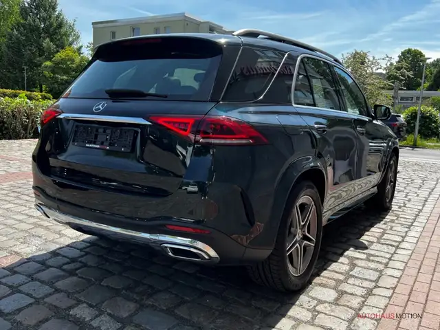 Mercedes-Benz GLE view 6