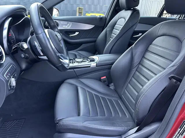 Mercedes-Benz 220 view 8