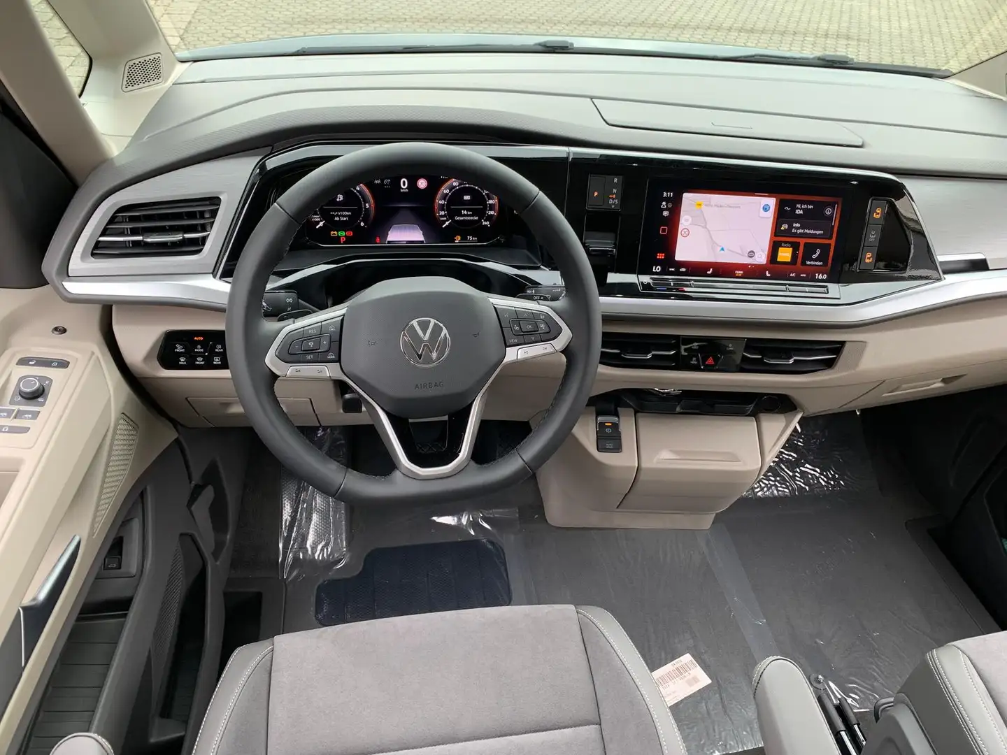 Volkswagen T7 Multivan Edition lang ArtVelours AHK EasyOpen LÜ Pano Grau - 2