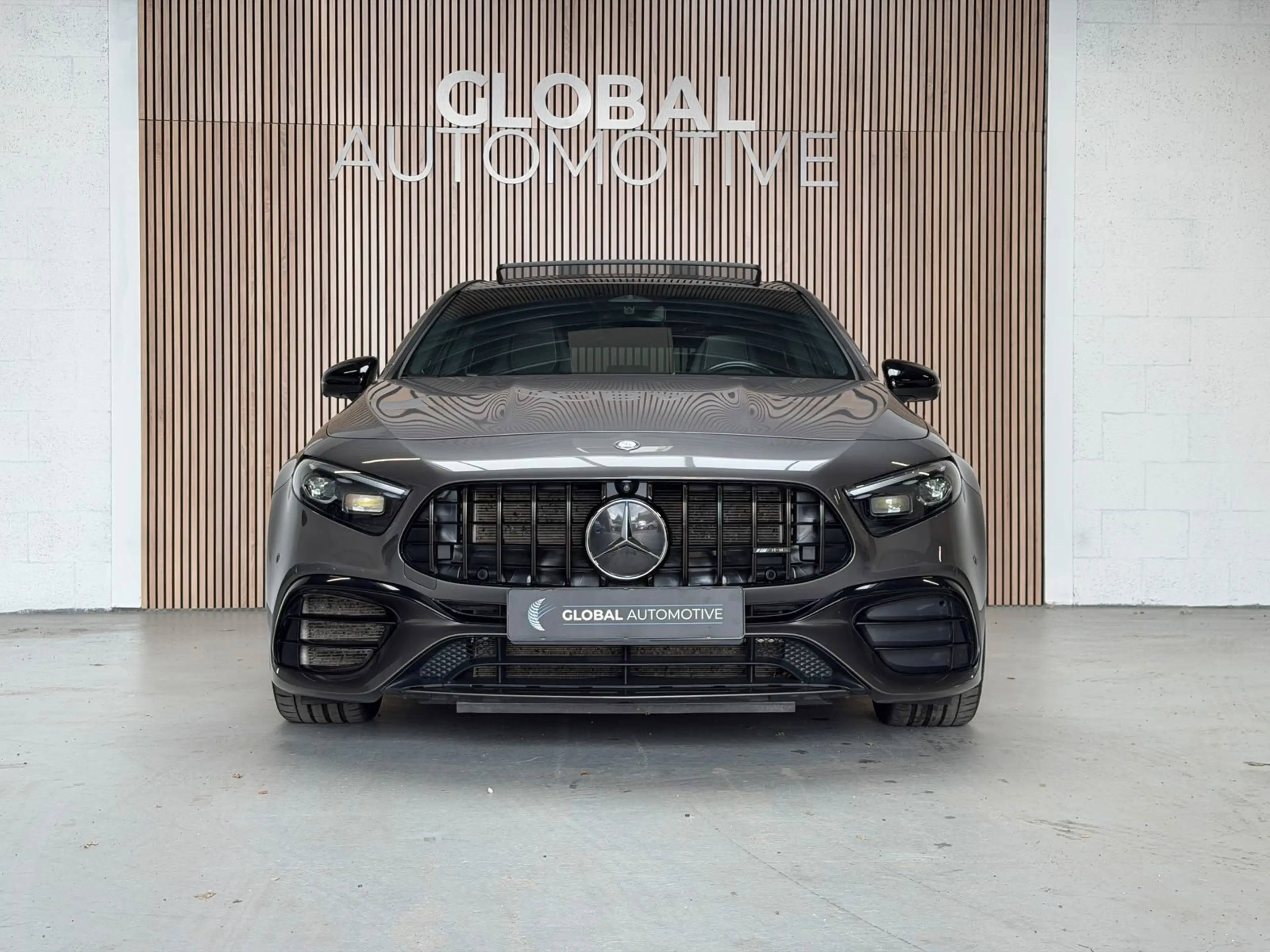 Mercedes-Benz A 45 AMG S 4MATIC+ - PANO - BURMESTER - DRIVERS PACKAGE - S — photo 4