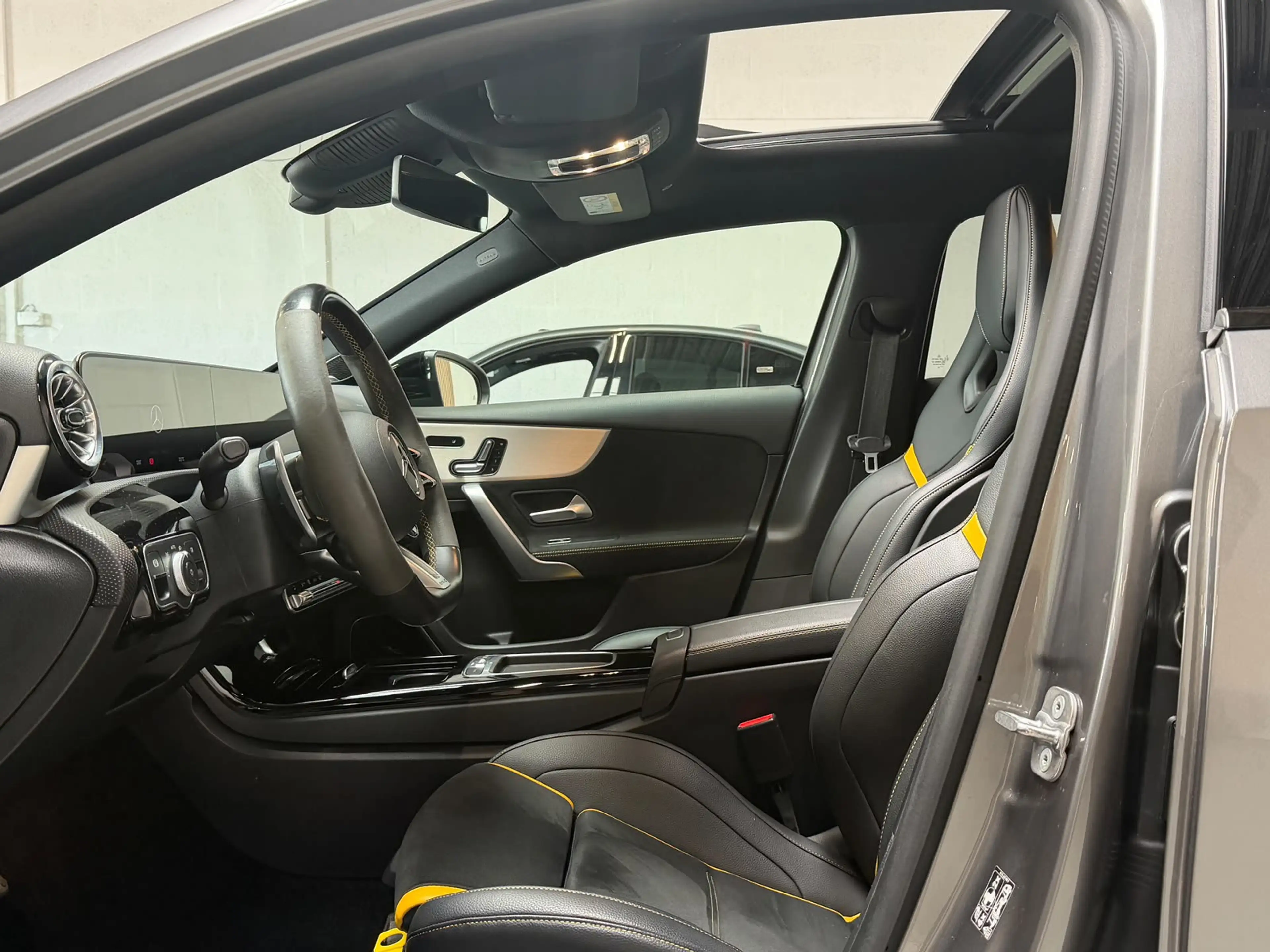 Mercedes-Benz A 45 AMG S 4MATIC+ - PANO - BURMESTER - DRIVERS PACKAGE - S — photo 3