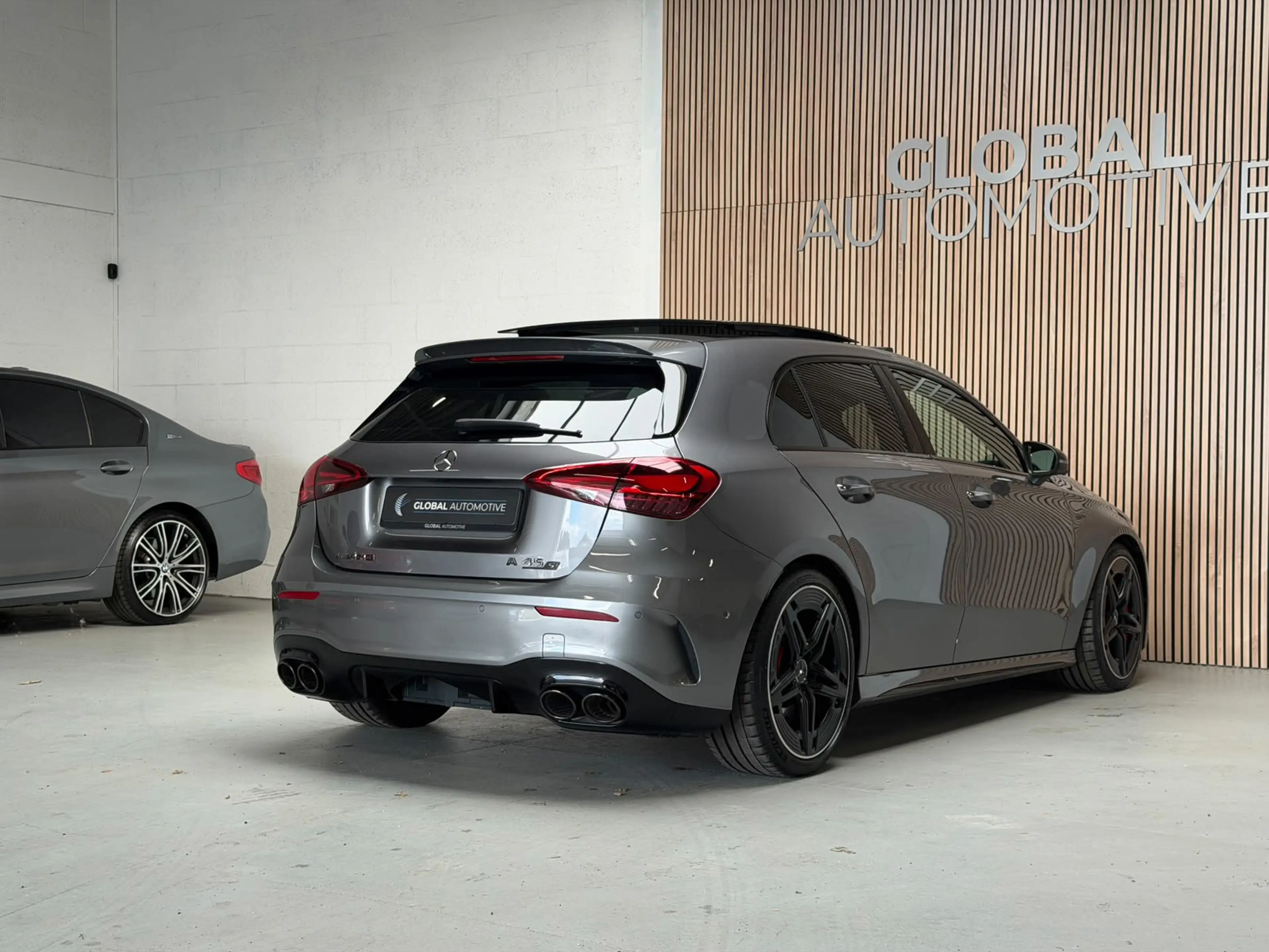 Mercedes-Benz A 45 AMG S 4MATIC+ - PANO - BURMESTER - DRIVERS PACKAGE - S — photo 12