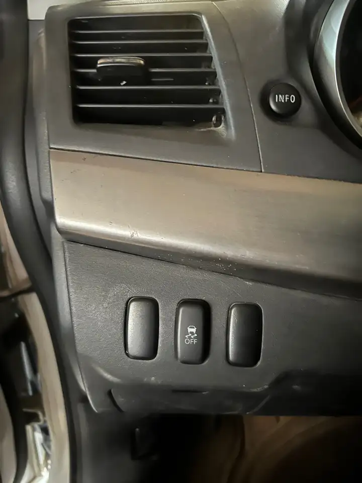 Mitsubishi Lancer снимка Mitsubishi Lancer