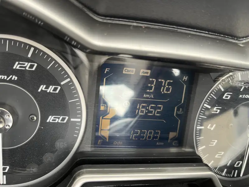 Yamaha X-Max 125 - foto 4