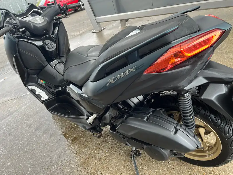 Yamaha X-Max 125 - foto 3