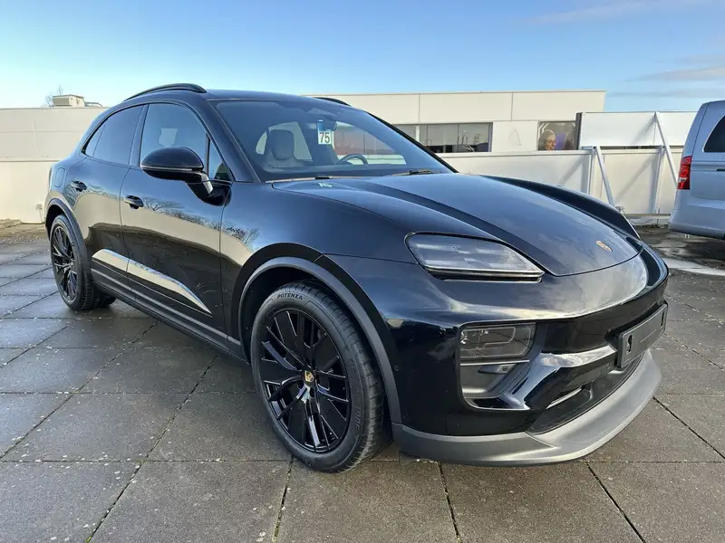 Porsche Macan 4ELEK/21"/PANODAK/TREKH/LEDER/ADAPT SNELHEIDSREG