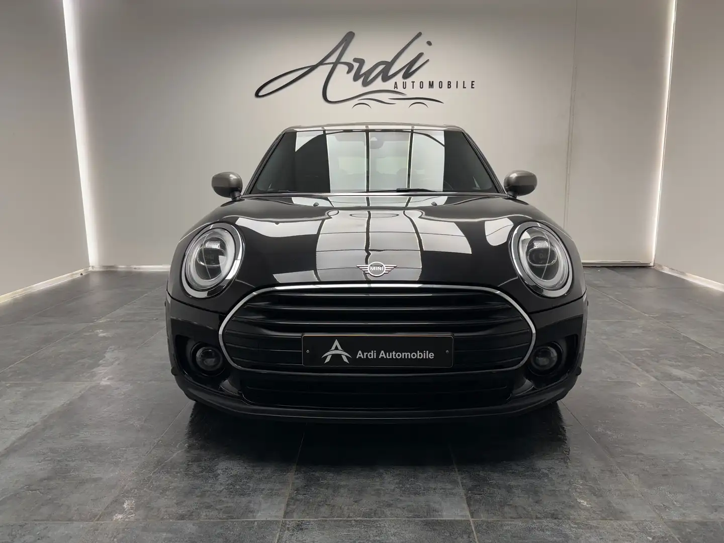 MINI Cooper Clubman 1.5 *LED AMBIANCE*CAPTEUR AV+AR*1ER PROP*GARANTIE* Noir - 2