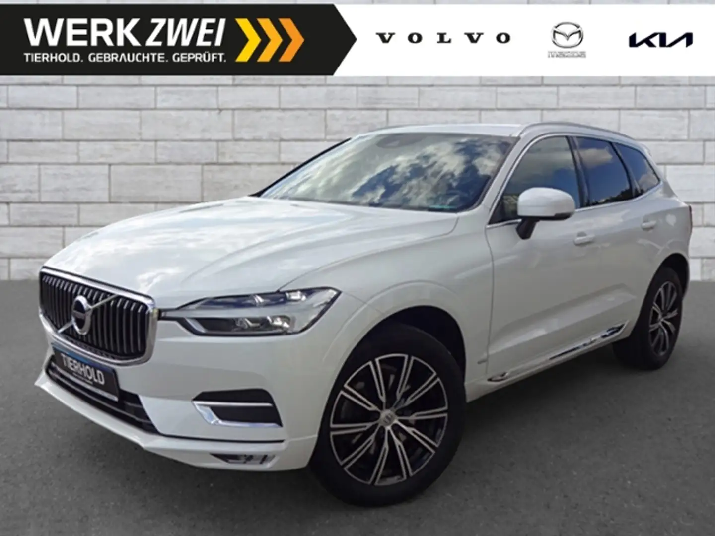 Volvo XC60 B5 Inscription AWD AHK ACC Standhzg. BLIS Weiß - 1