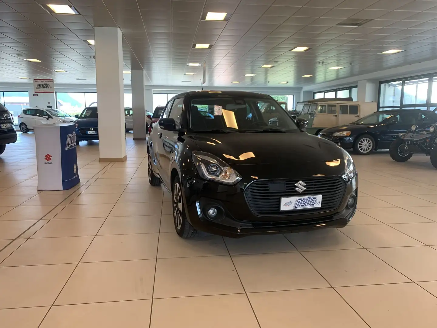 Suzuki Swift 1.2 Hybrid Top Nero - 2