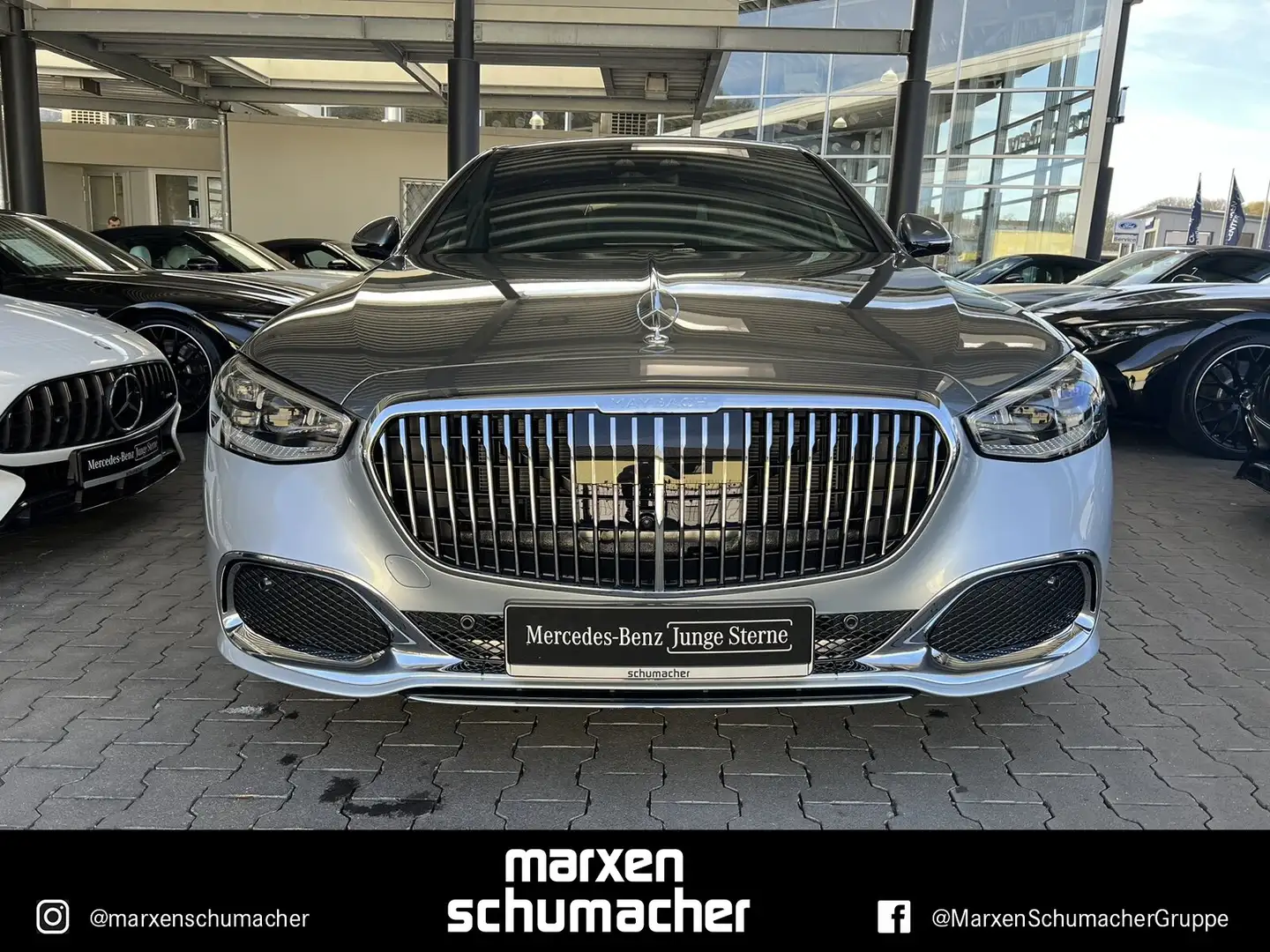 Mercedes-Benz S 580 Maybach S 580 FirstClass+Pano+Bur4D+twotone+Exkl Silber - 2