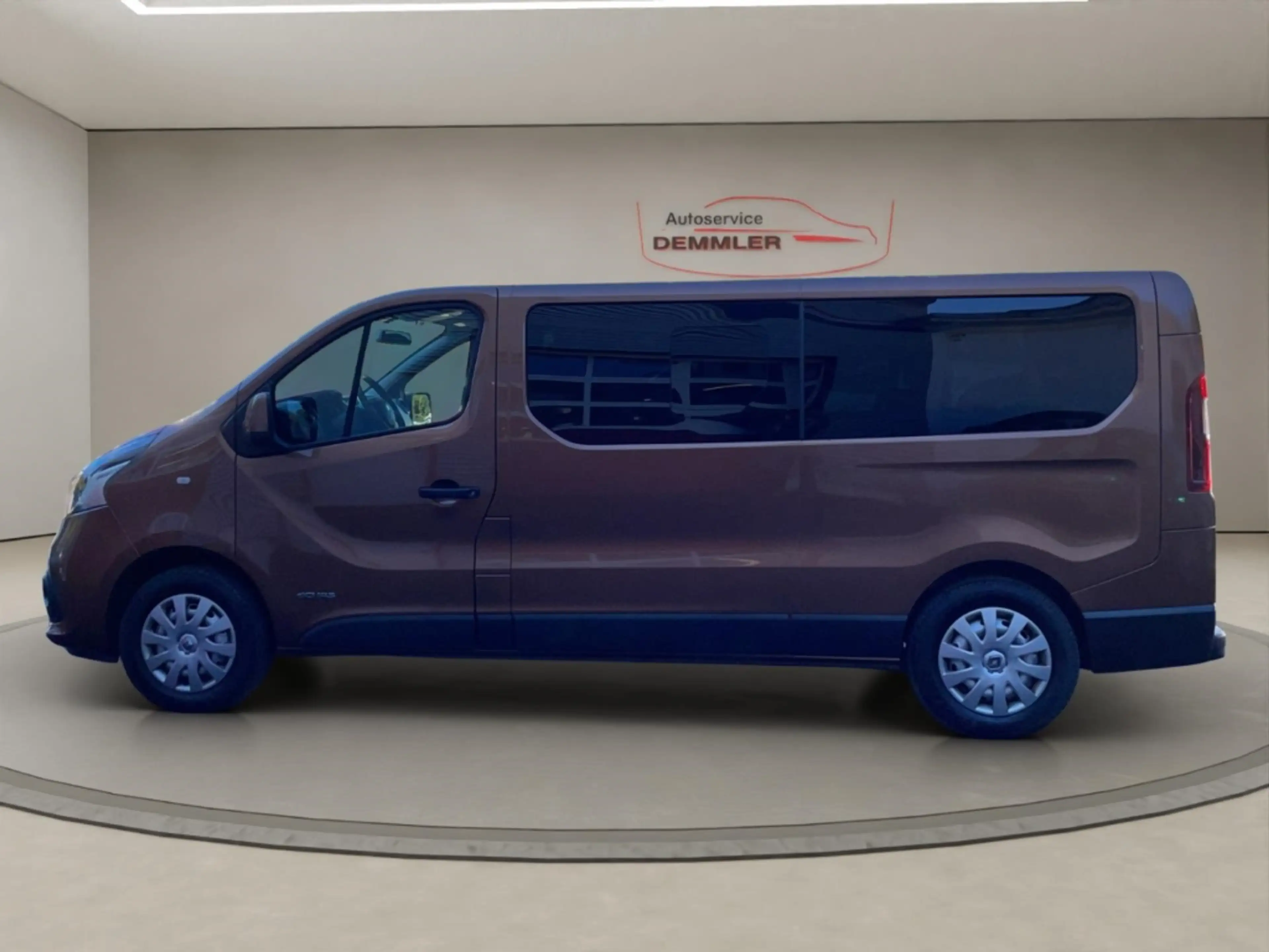 Renault Trafic L2, 9-Sitze,AHK,Navi,R.Kamera,Motor NEU! (bei 65tk — photo 8