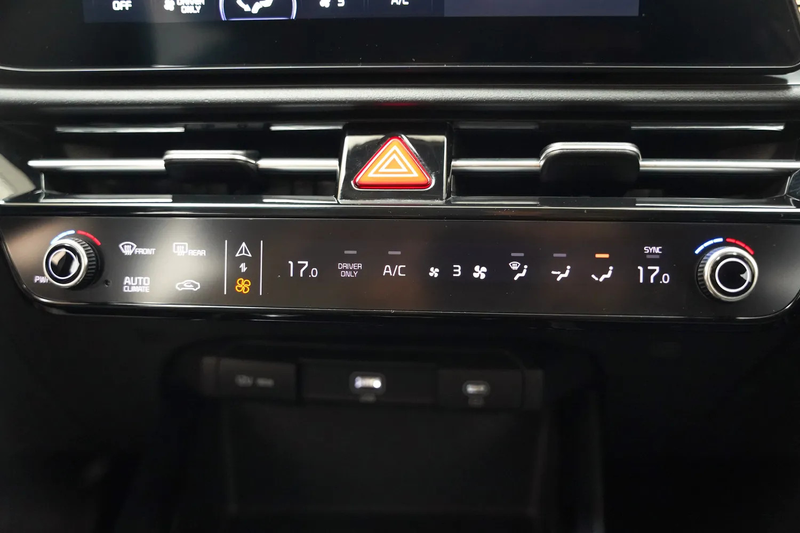 Kia e-Niro DynamicLine 64.8 kWh 3-fase [ Navi Adapt.cruise Ca — photo 8