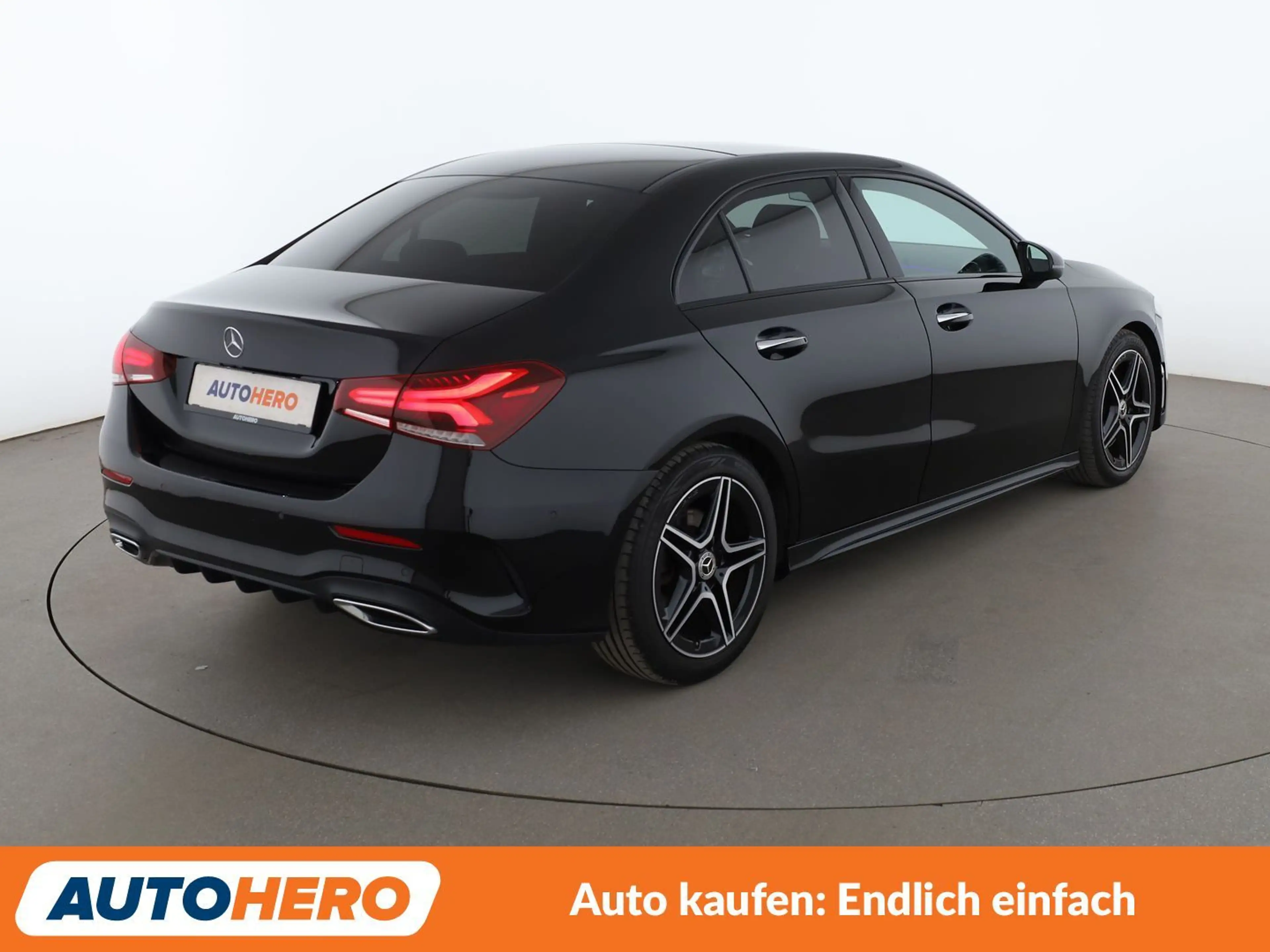 Mercedes-Benz A 220 4Matic AMG Line Aut.*NAVI*MBUX*CAM* — photo 6
