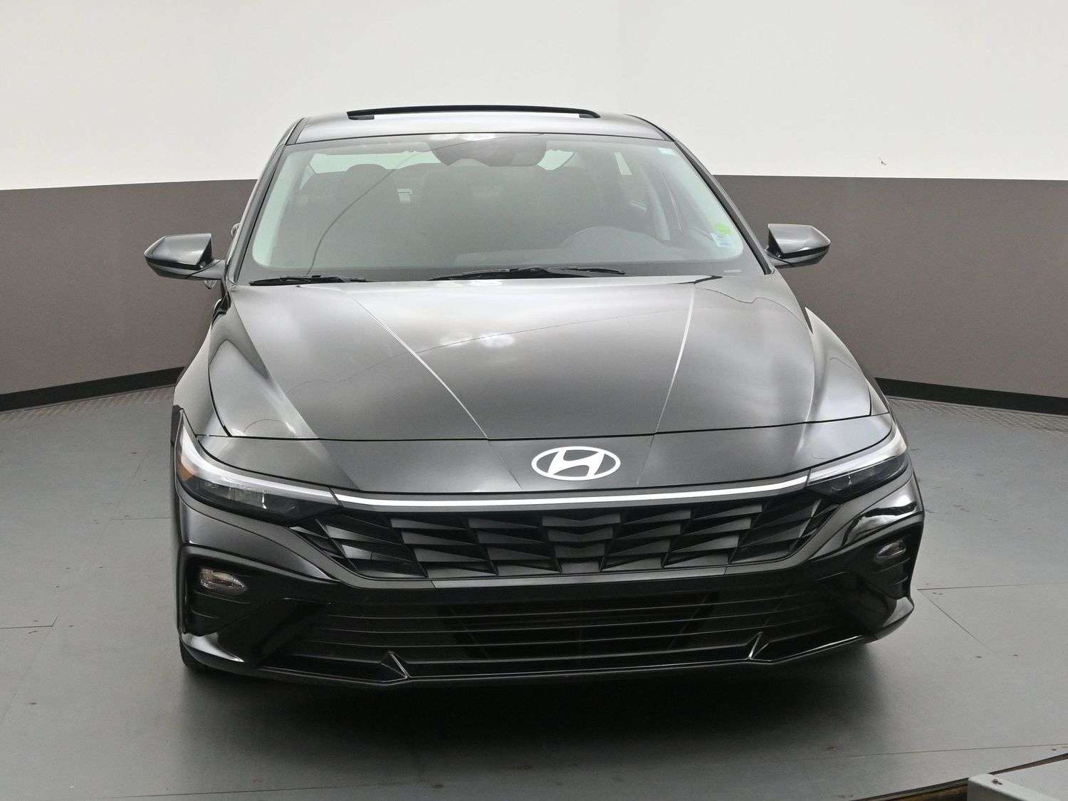 2026 Hyundai Elantra Preferred Tech Bluelink, Sunroof, Apple/Android, L — снимка 1