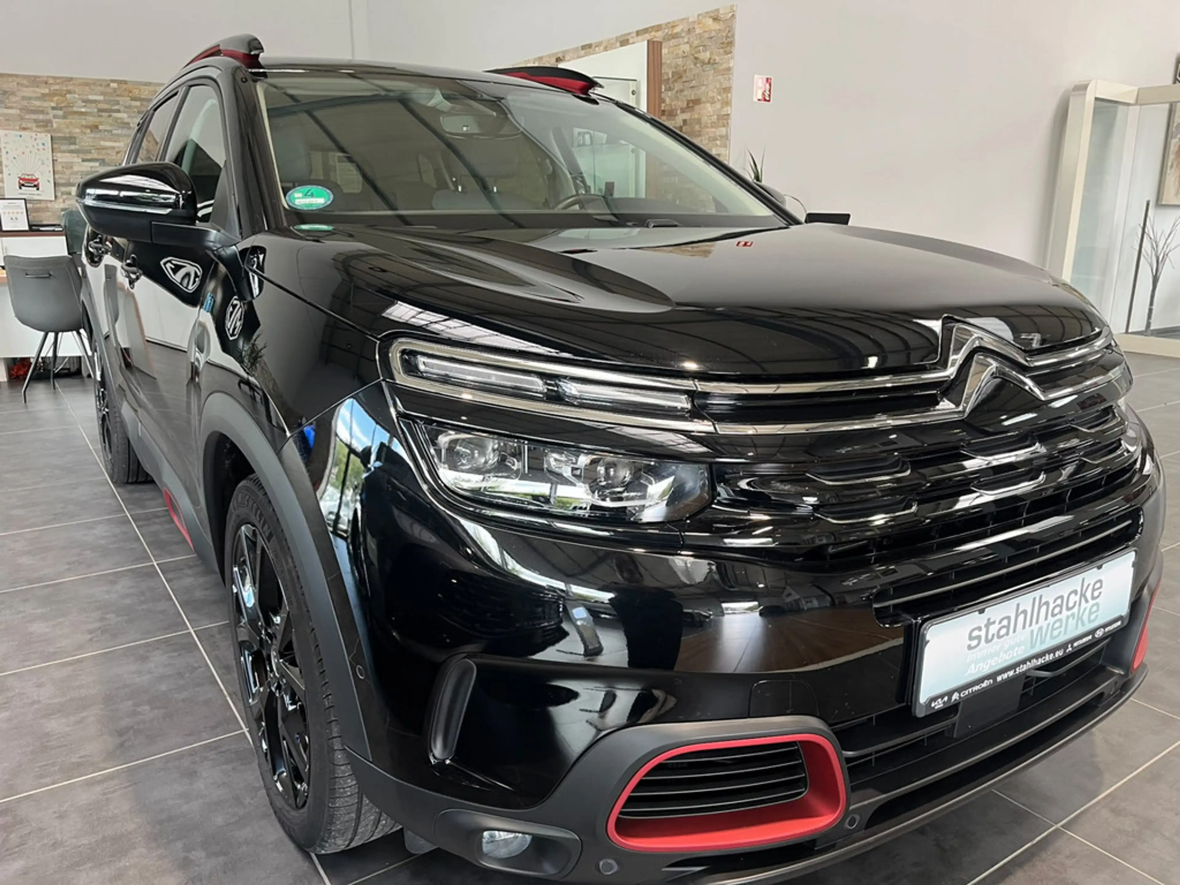 Citroen C5 Aircross 1.6 Shine Pack Hybrid LED 360° — photo 4