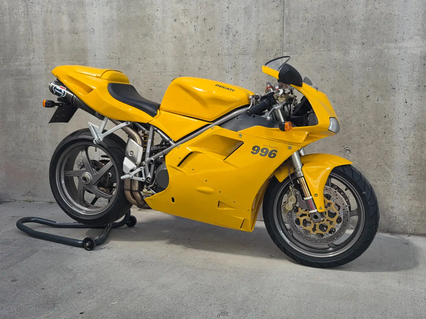 Ducati 996 Desmoquattro / Termignogni žuta - 1