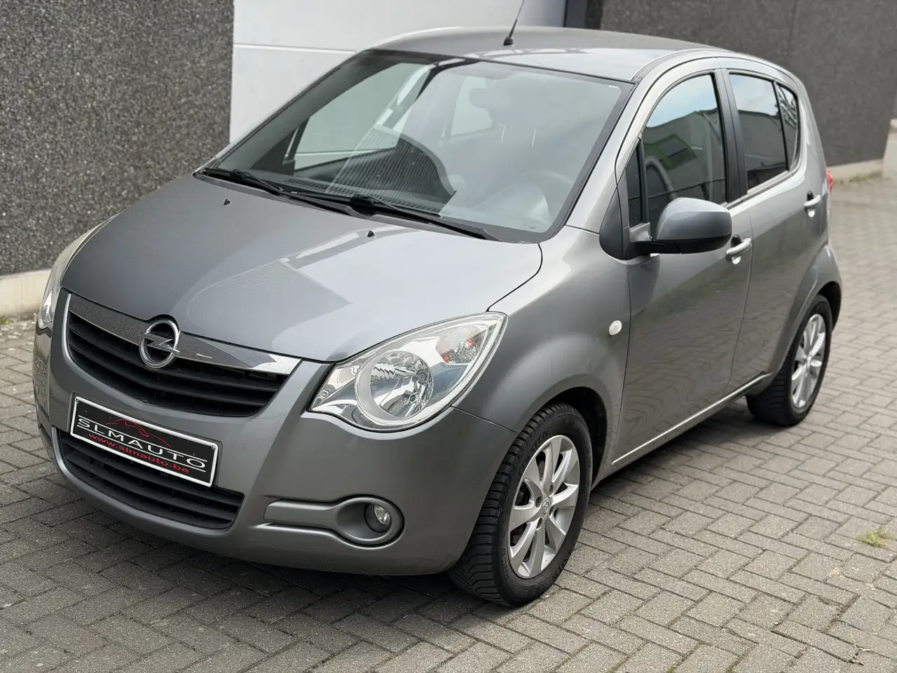 Opel Agila 1.2 - 94 ch Enjoy — photo 1 of 12