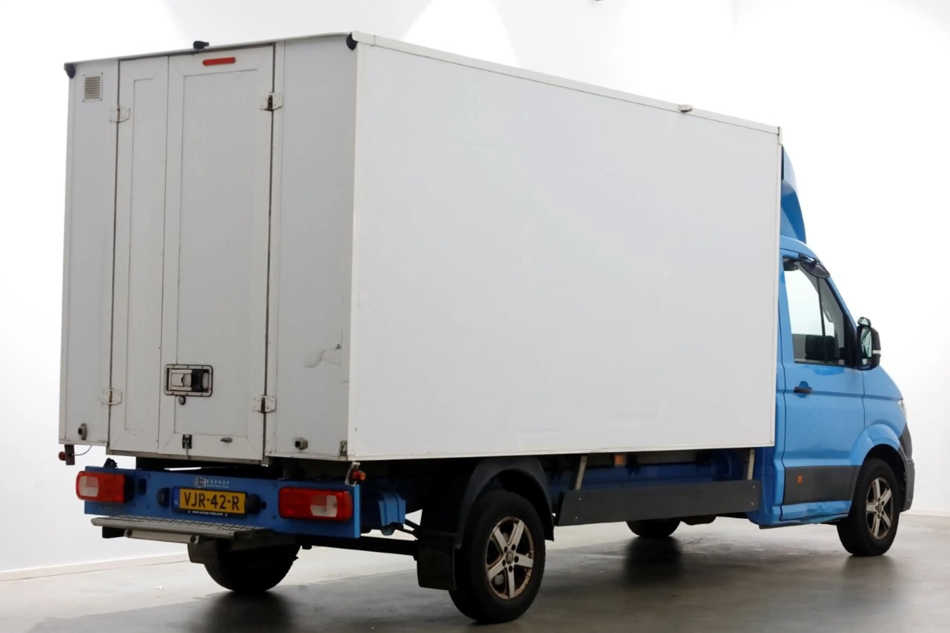 Volkswagen Crafter 35 2.0 TDI E6 Bakwagen met achterdeuren 2-Persoons — photo 2