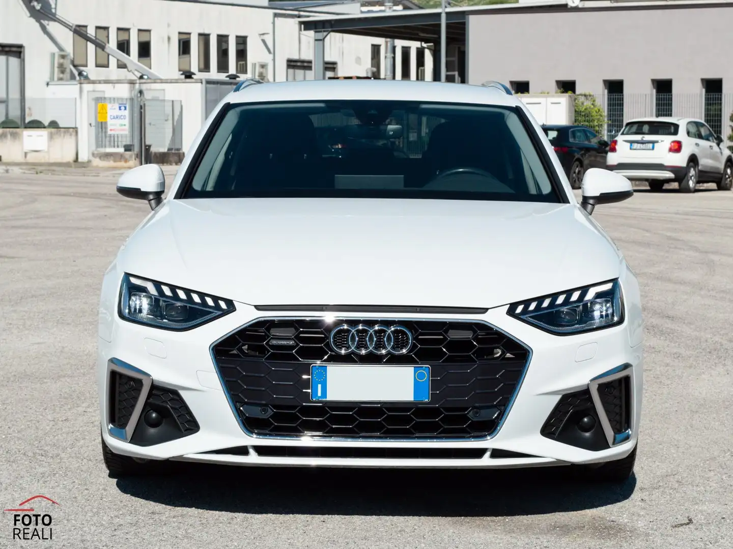 Audi A4 AVANT 2.0 TDI 190 CV QUATTRO S-LINE VIRTUAL LED Bianco - 2